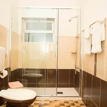 Local Familiar 莫佛帝霍