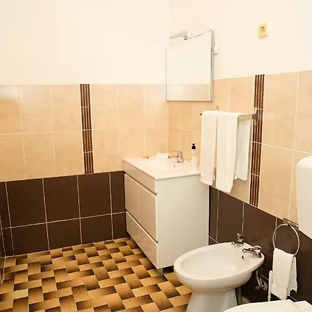 Local Familiar 莫佛帝霍