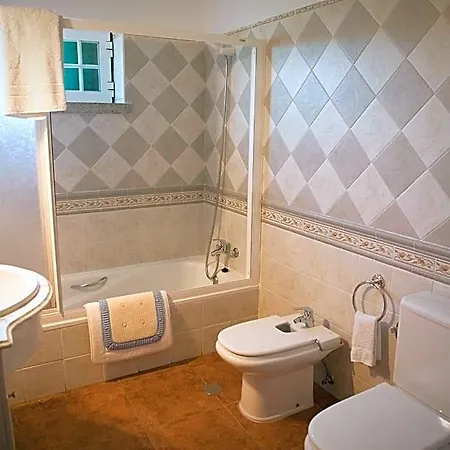 Bed & Breakfast Local Familiar 4*
