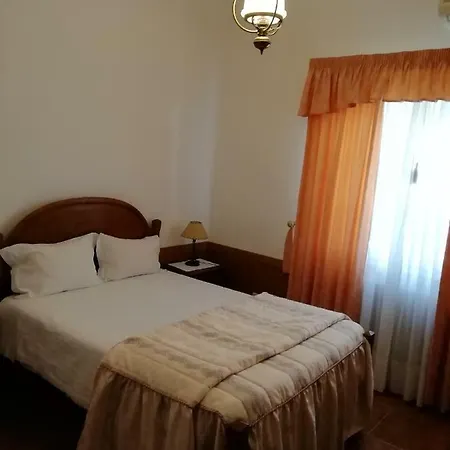 Bed & Breakfast Local Familiar 4*
