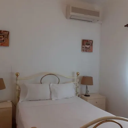 Local Familiar Bed & Breakfast Monfortinho