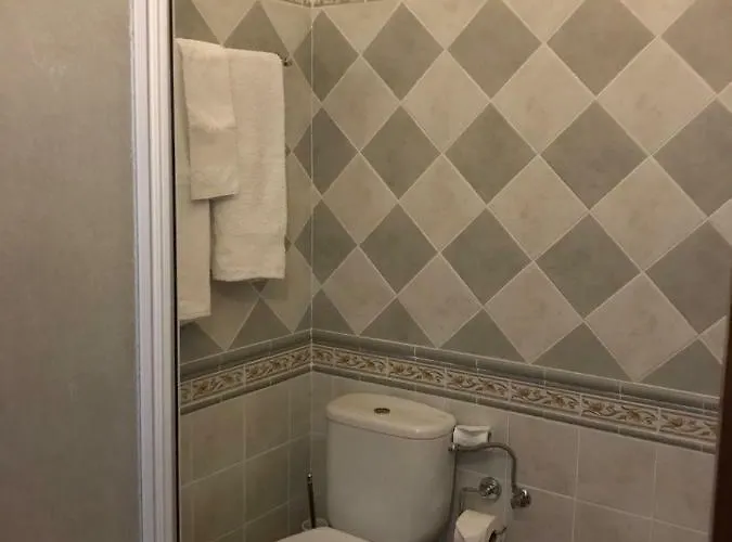 Local Familiar Bed & Breakfast Monfortinho