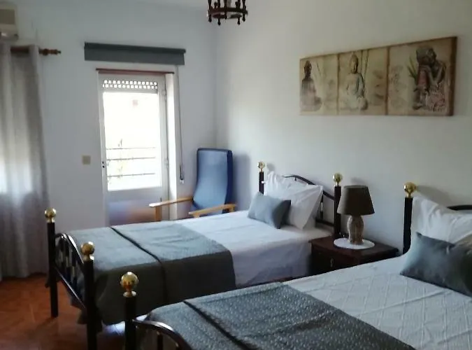 Local Familiar Bed & Breakfast