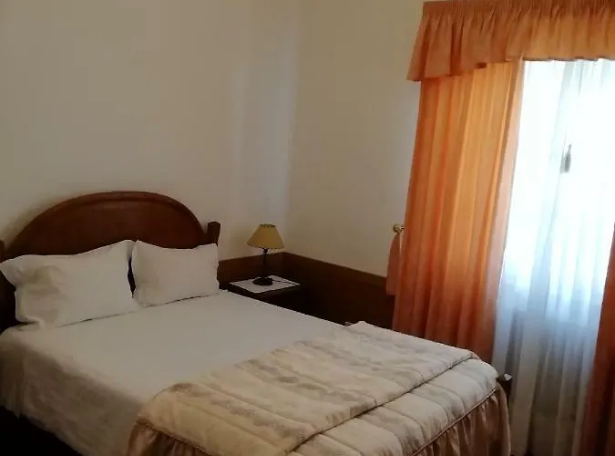 Bed & Breakfast Local Familiar 4*